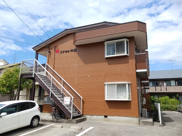 Fachada de エクセル中島