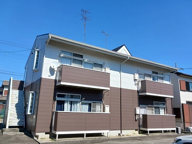 Fachada de コンフォートスペース服部Ｂ