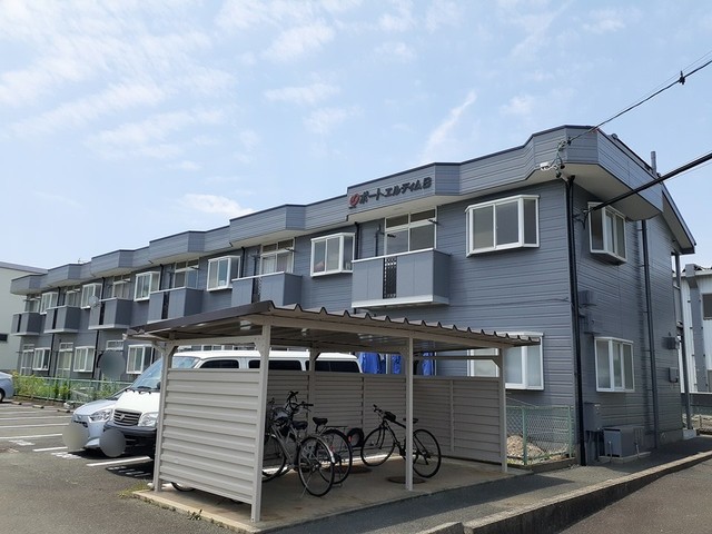 Fachada de ポートエルディムＢ