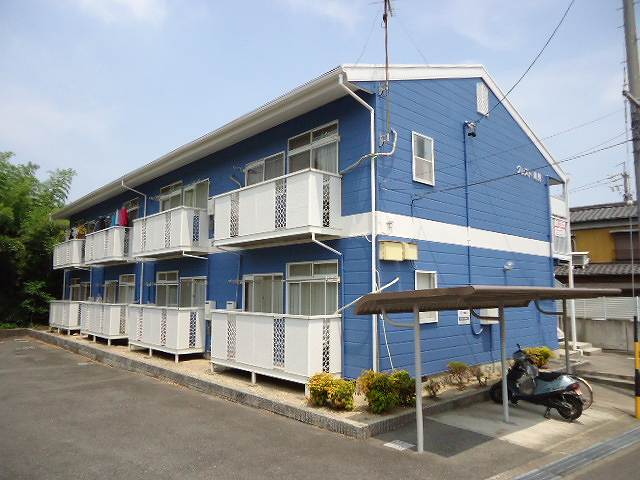 Fachada de クレスト高見