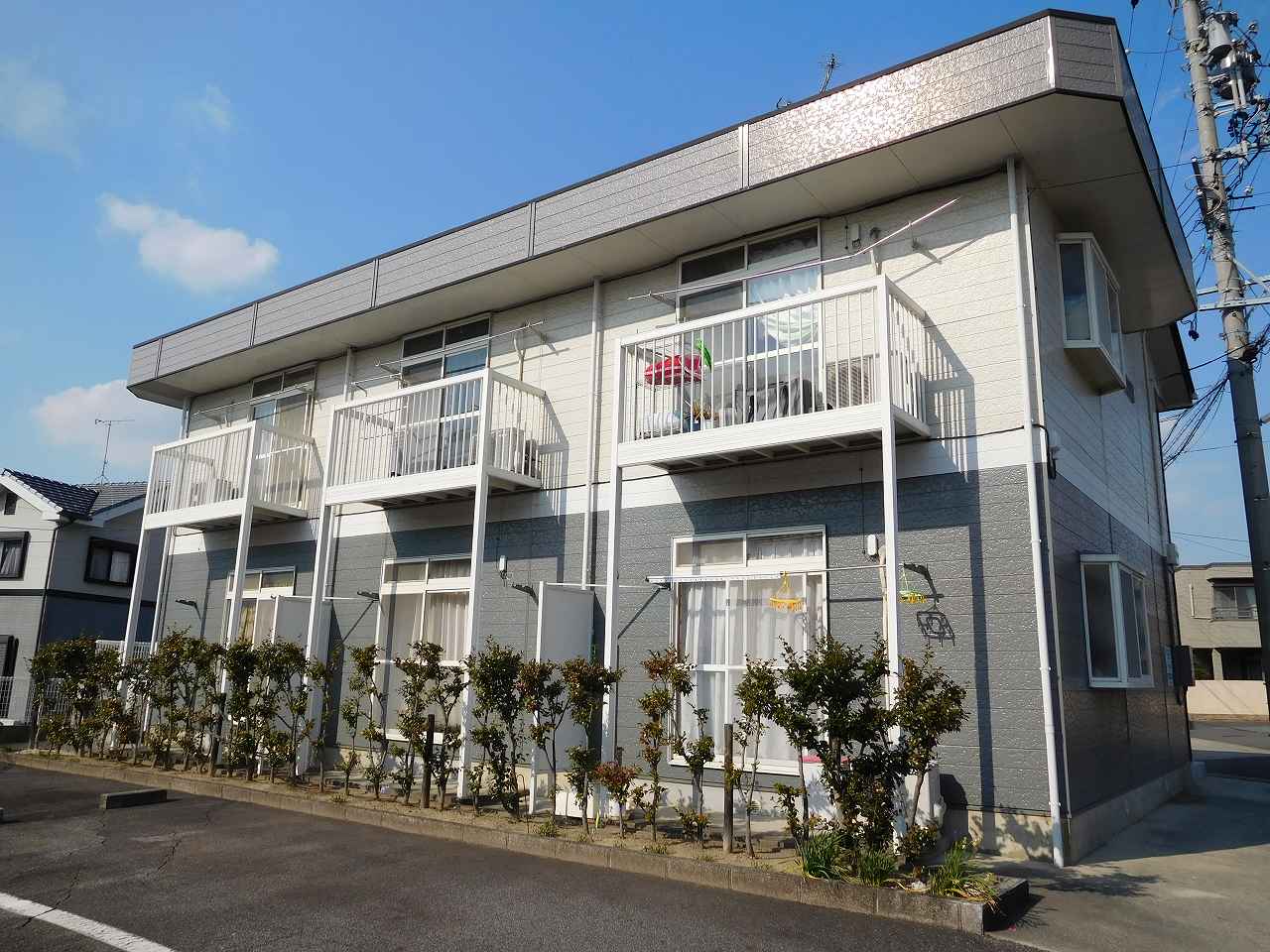 Fachada de シャルマン新道