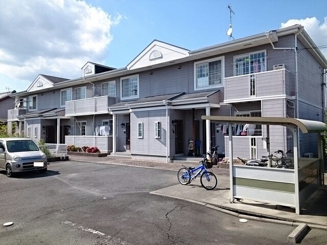 Fachada de リヴィエールフジ