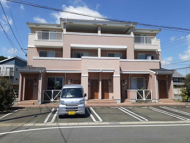 Fachada de エルミタージュ