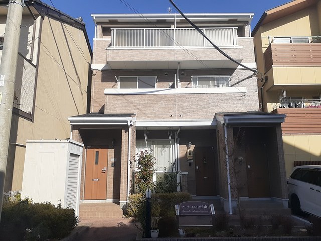 Fachada de プリヴェイル中松山