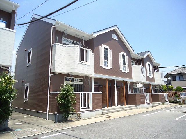 Fachada de メゾン　ラフィーネⅡ番館