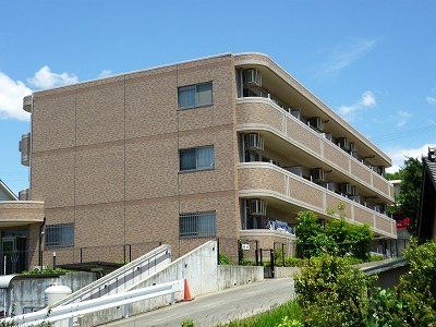 Fachada de ヒルズ向イ山