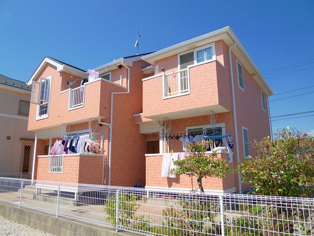 Fachada de リバーサイド鳥羽