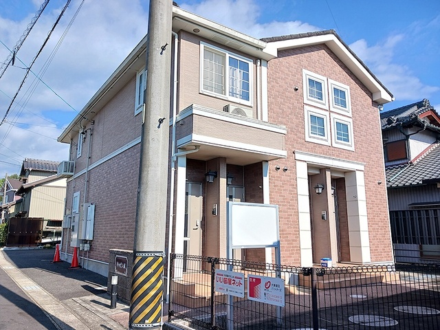 Fachada de キャビン誠