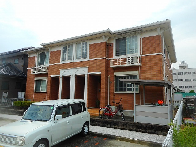 Fachada de プリート・K