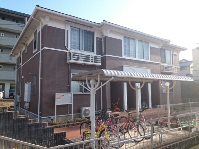 Fachada de フォレストヒルＣ