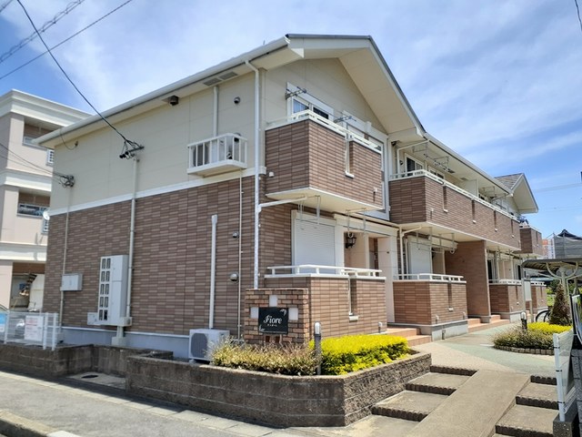 Fachada de フィオーレ