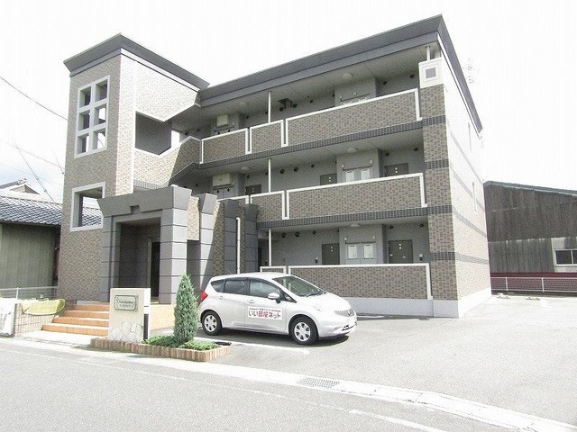 Fachada de サンスクエア