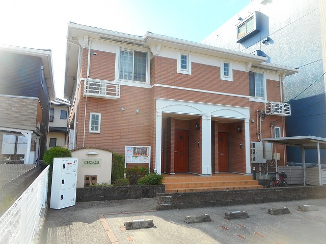 Fachada de コーラス（ＣＨＯＲＵＳ）