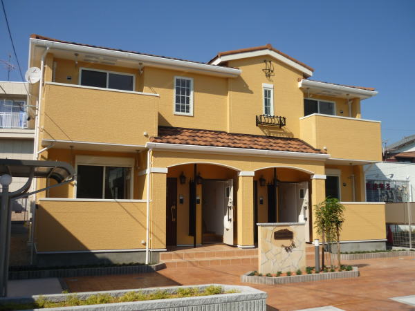 Fachada de ハッピネス　トモ