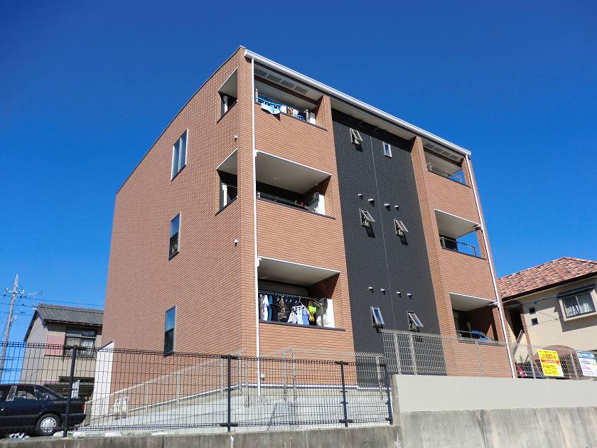 Fachada de ヒルサイド向山