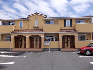 Fachada de マーベラス北裏