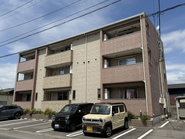 Fachada de マーガレット２３