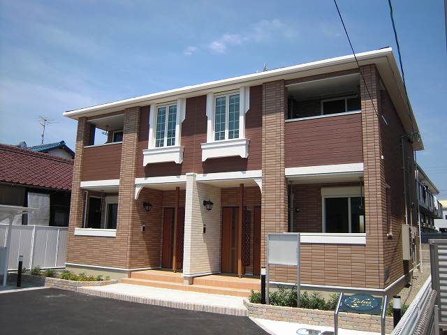 Fachada de ロータス
