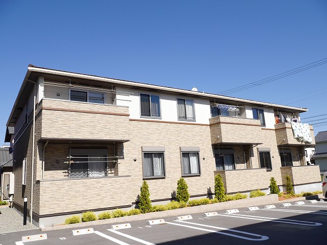 Fachada de コンフォート青山Ⅱ