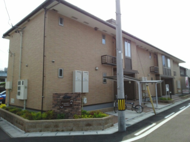 Fachada de アンセスター桜