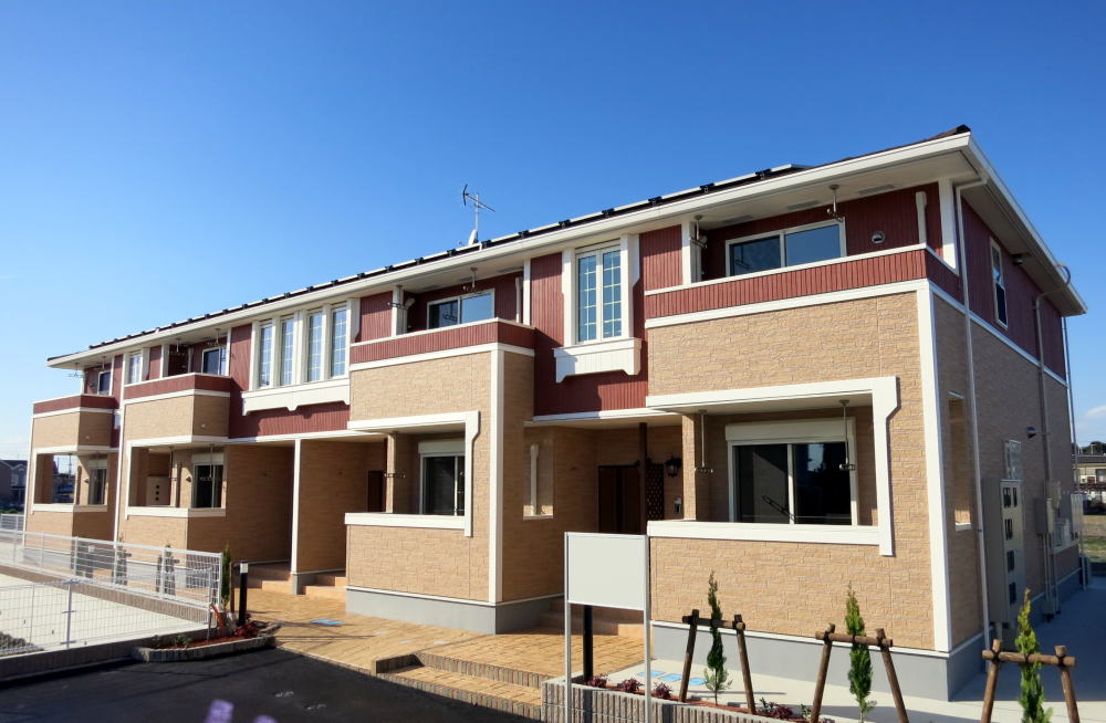 Fachada de エターナル