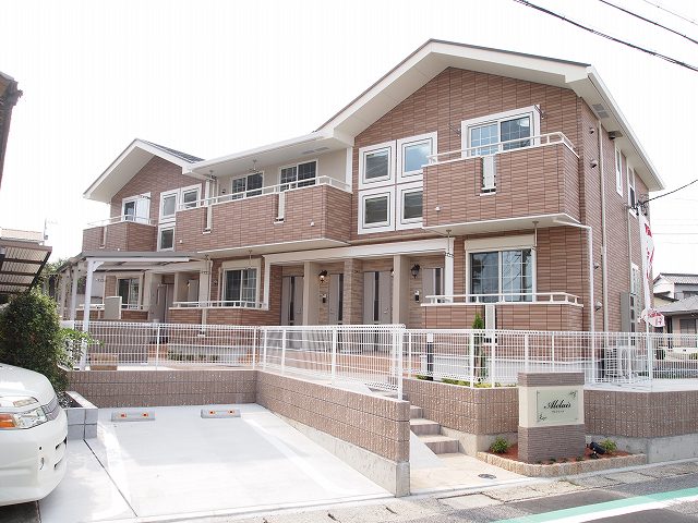 Fachada de アルクレール