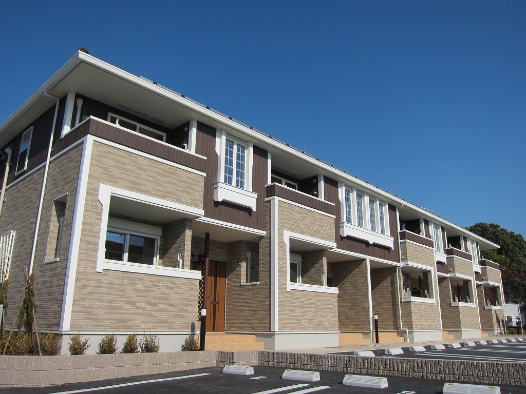 Fachada de プルメリアコート