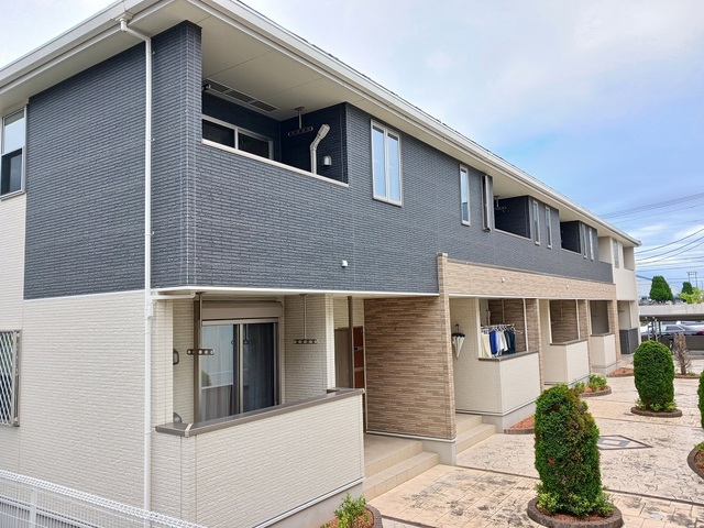 Fachada de レインボーヒルズⅠ