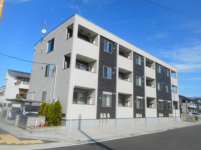 Fachada de フィオーレ３０２