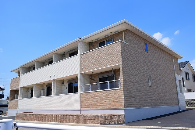 Fachada de サンシャイン南山