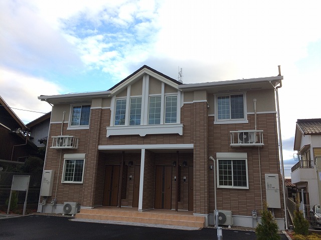 Fachada de オータンネンバウム01
