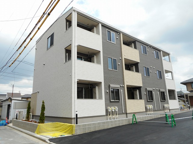 Fachada de アビタシオン石山Ａ