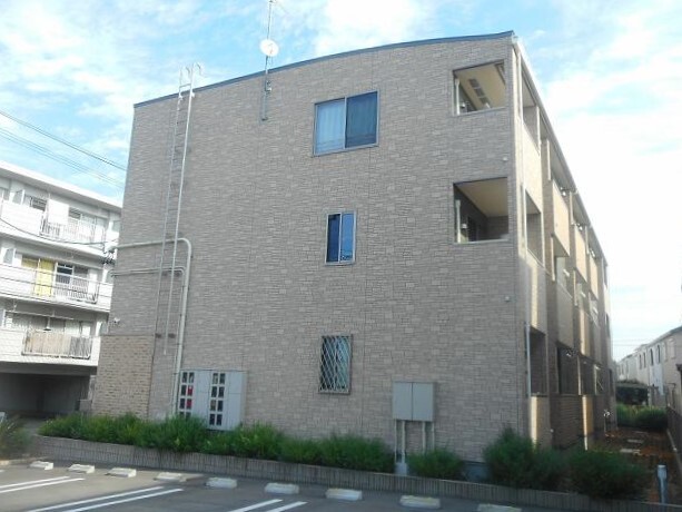 Fachada de Ｓ・Ｓ　フローラ　セゾン