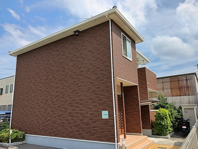 Fachada de レイワ　峯澤
