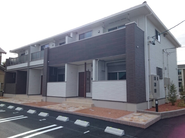 Fachada de サクラーレＡ