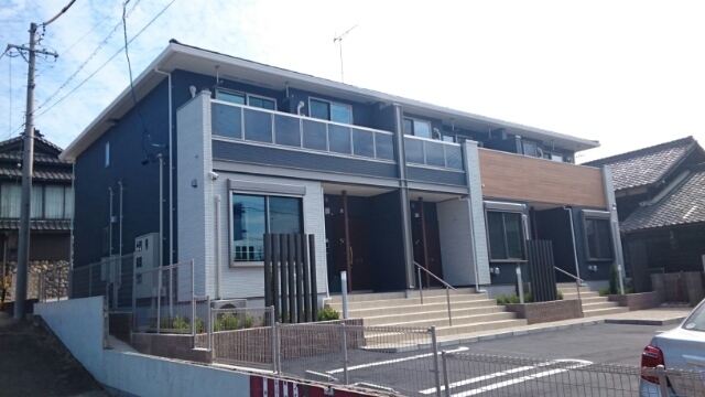 Fachada de ワンピース知多