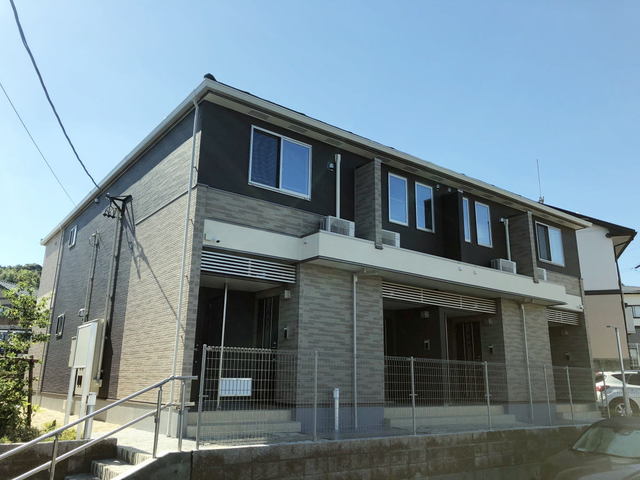 Fachada de エバー　グリーンＮ