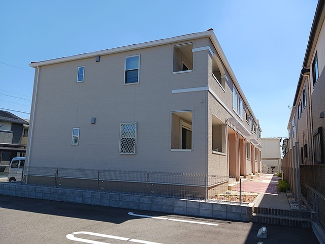 Fachada de スーリール