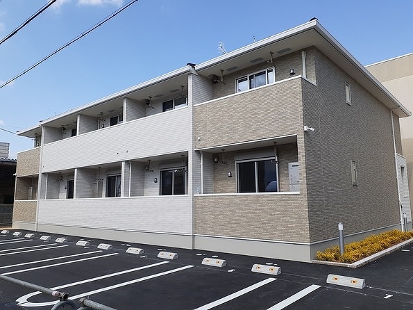 Fachada de ラインズ山田町