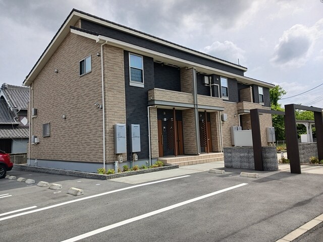 Fachada de フィオーレ久保