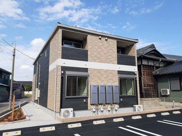 Fachada de クレールすぎやま　Ⅱ