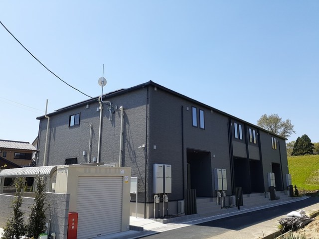 Fachada de エノルメⅡ