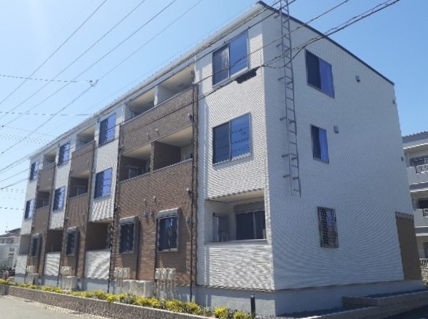 Fachada de ラフィネA