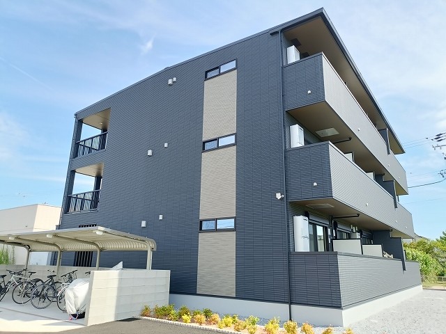 Fachada de アクテュエル・Ｙ