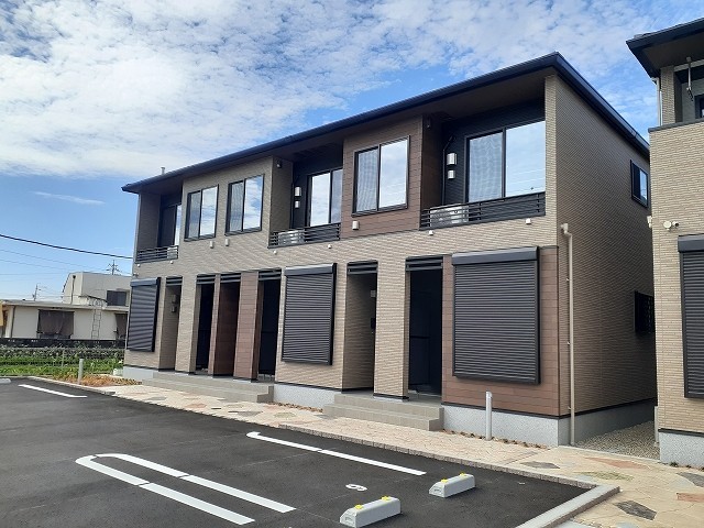 Fachada de ジェントリー　ウエスト