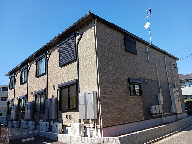 Fachada de ルクール