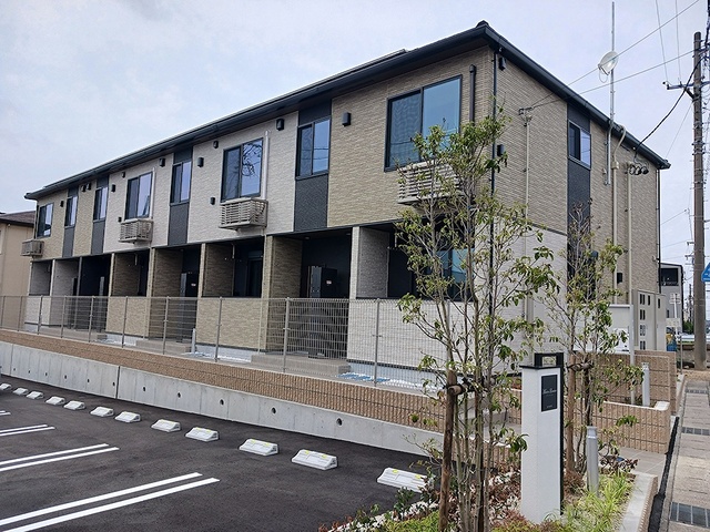 Fachada de メゾン　ルミエール