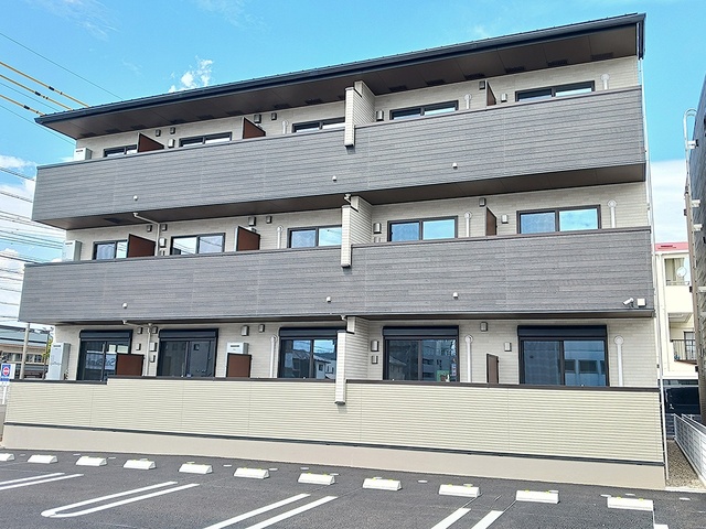 Fachada de ヒカルサ　小牧田県ウエスト