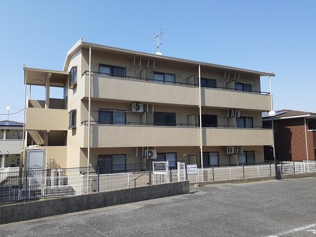 Fachada de アネックス森岡