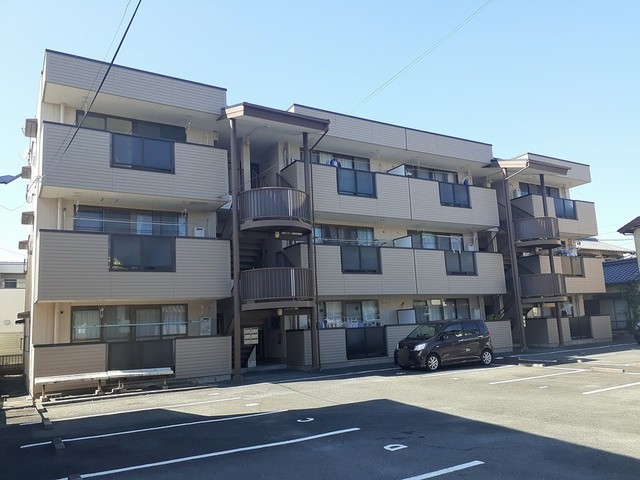 Fachada de ウィングコート叶